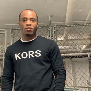 Meet your Posher, Dee